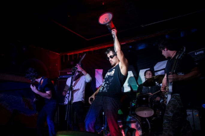 En vivo | Rock al Hueso (Valdivia): Como hermanos
