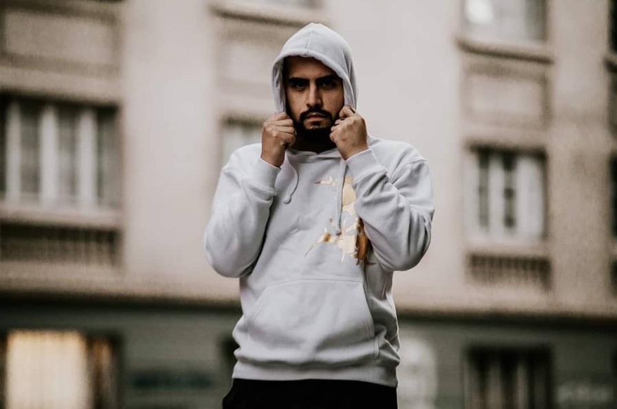 Track by Track | Del metal al trap: MC.h (HalfBlood, ex Dissors) debuta proyecto solista