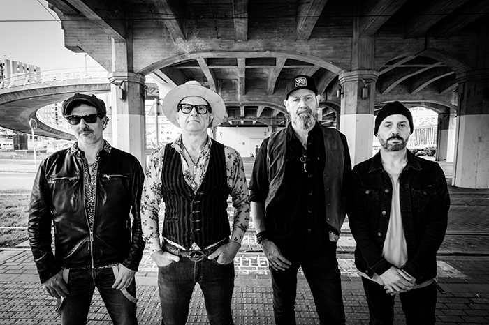 Track by Track | Amann & The Wayward Sons regresan “Too Good to Be True”
