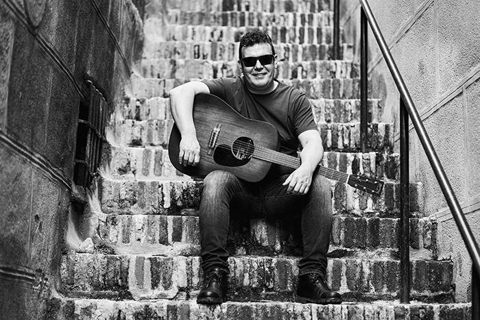 Track by Track | Mario Verona estrena su nuevo E.P. “Cenizas”