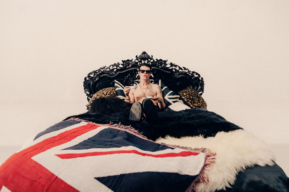 Track by Track | Yungblud lanza la brit-pop ‘Lovesick Lullaby’