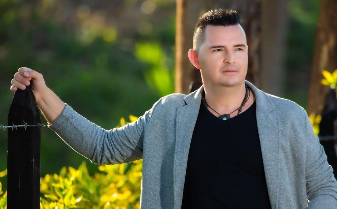 Track by Track | Ángel García estrena ‘Dinero Maldito’