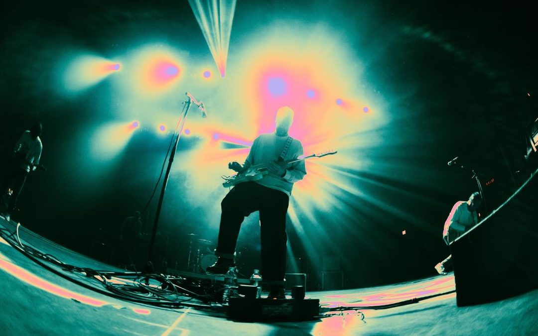 En vivo | Balance and Composure viene a Chile