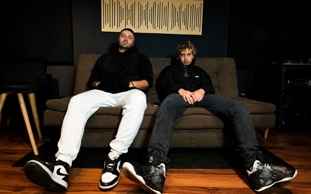 Track by Track | DRON y GALLYARD exploran la fuerza de la latinidad en ‘BEBECITA’