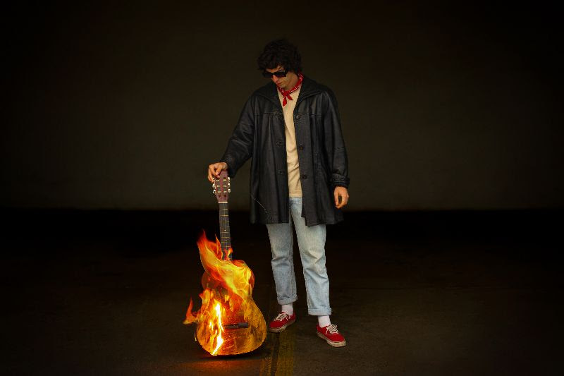 Track by Track | Juani Mustard libera ‘Si todo el mundo’